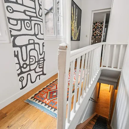 - 4br 10p - Proche Du Louvre Appartamento